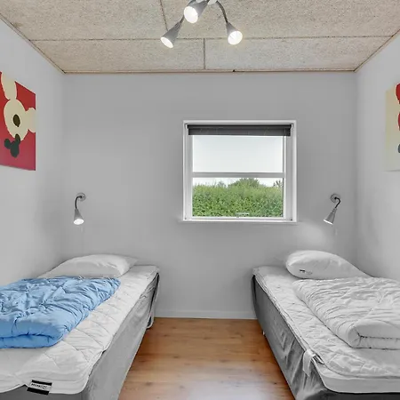 Four-bedroom In Sydals Nedre Lysabild