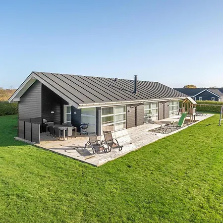 Сasa de vacaciones Stunning Home In Sydals With Sauna *