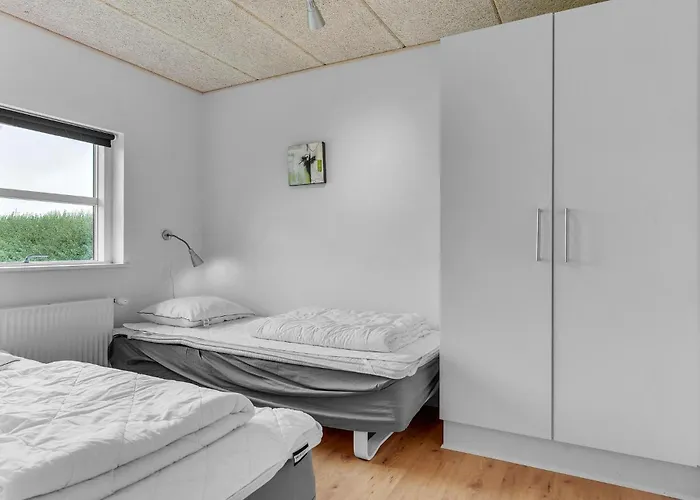 Four-bedroom In Sydals * Skovbyballe