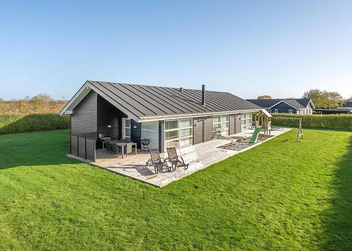 Сasa de vacaciones Four-bedroom In Sydals *